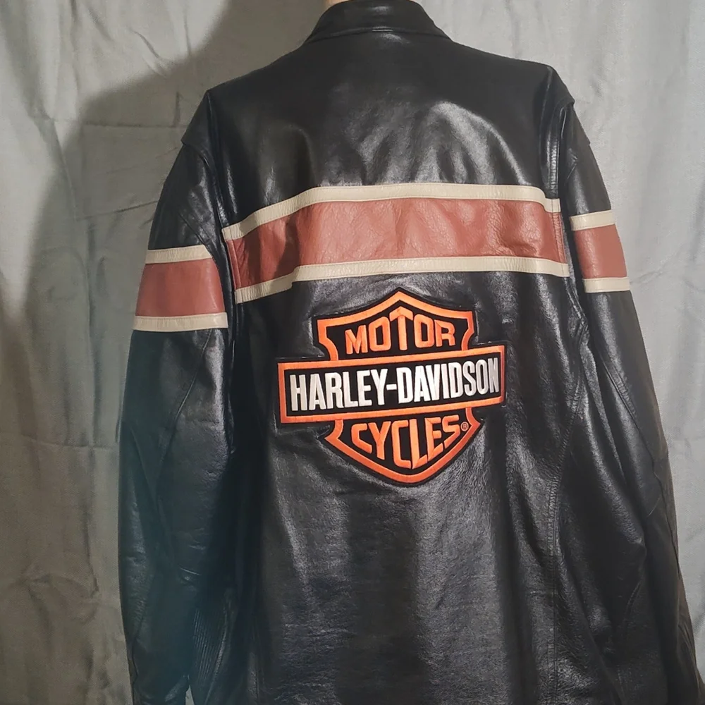 Harley Davidson Jacket - Picture 4 of 8
